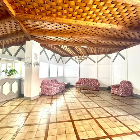 One Bedroom, Heated Pool, Nearby Beach, Puerto De La Cruz *