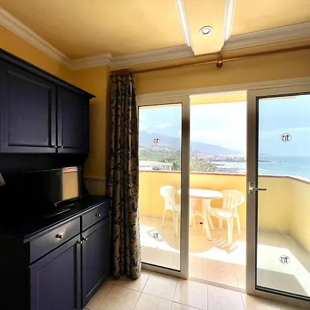 One Bedroom, Heated Pool, Nearby Beach, Puerto De La Cruz Lejlighed *